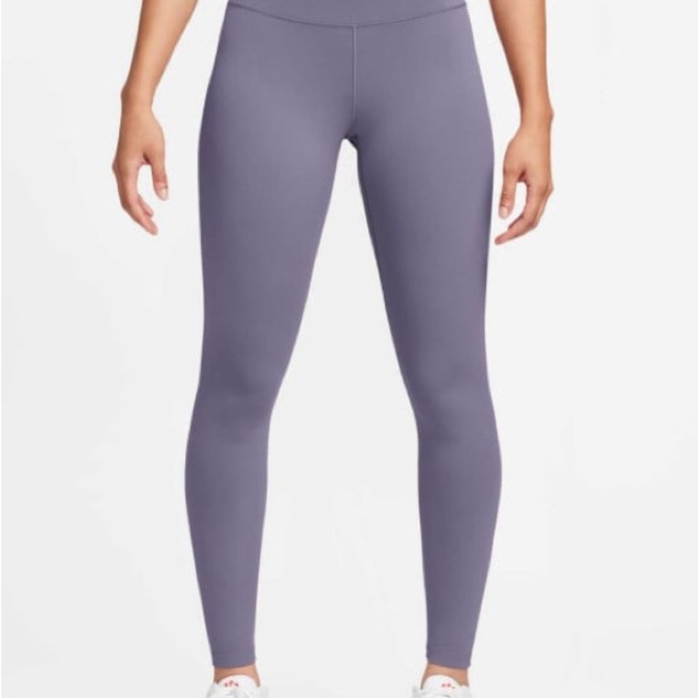 NWT- Nike One Womens High Rise Tight Full Length Leggings